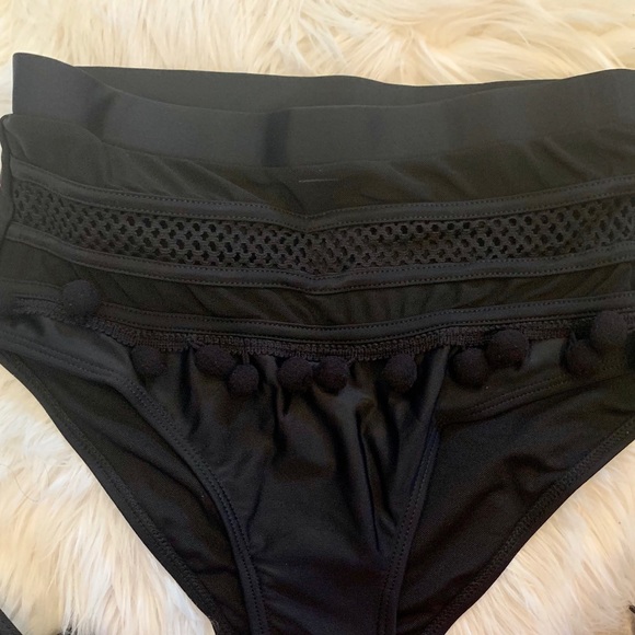 POM POM BIKINI - Picture 3 of 6